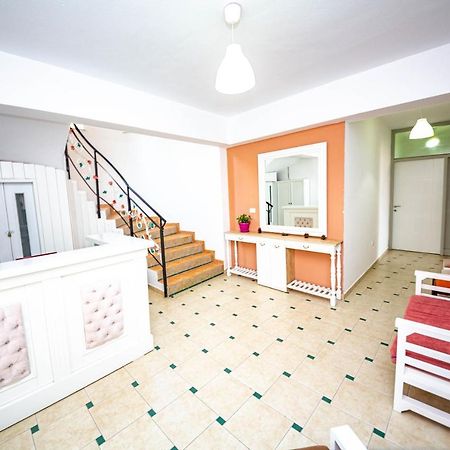 Ideal Aparthotel Saranda Extérieur photo